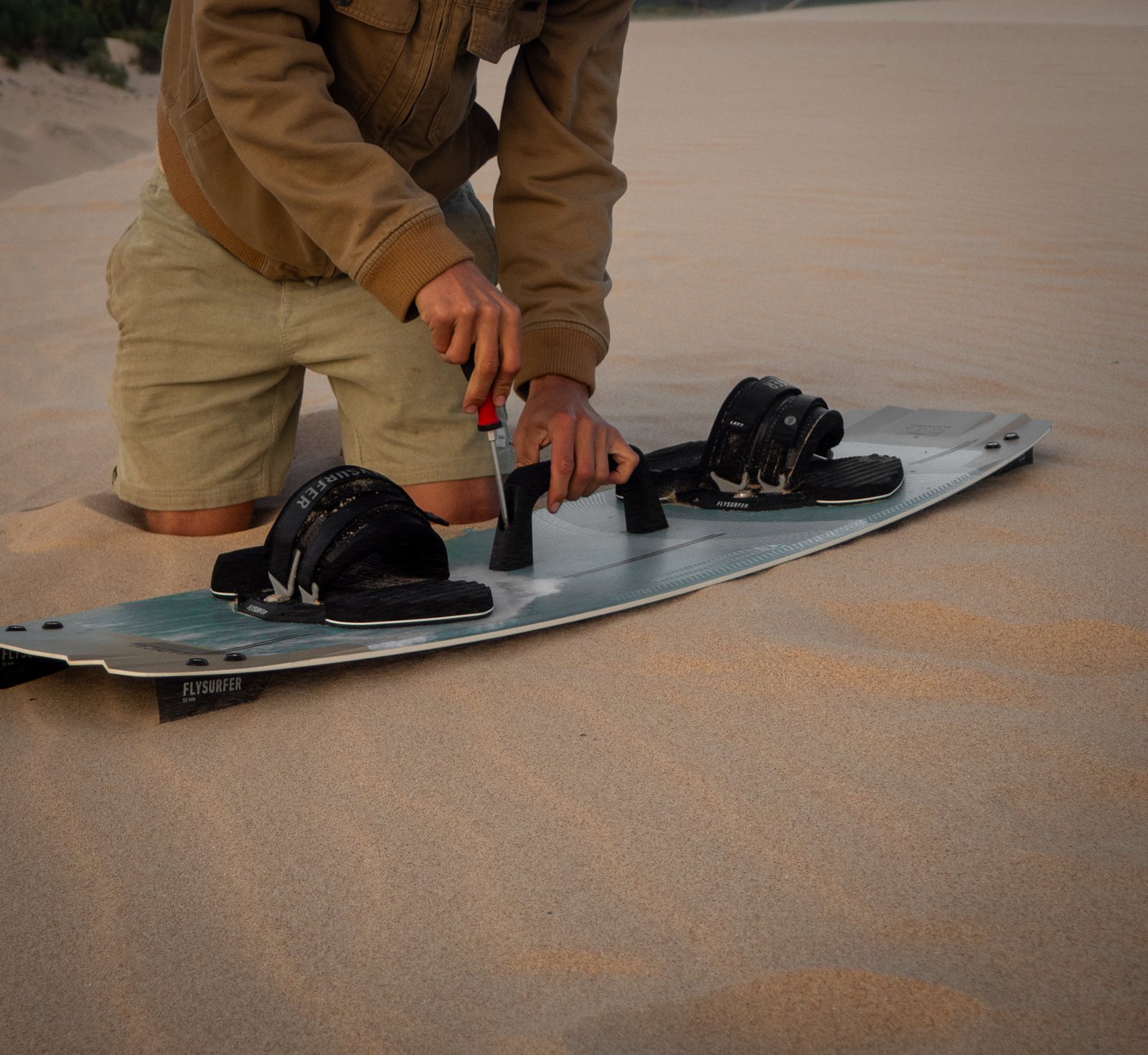 Montage eines BiGAir Griffs am Kiteboard
